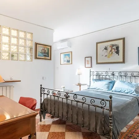 Via Etnea Cozy Apartment With Balcony Catania Exterior foto