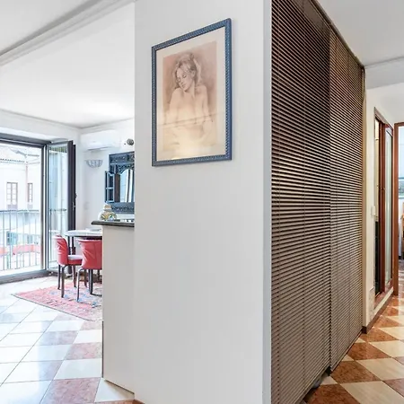 Via Etnea Cozy Apartment With Balcony Catania Exterior foto